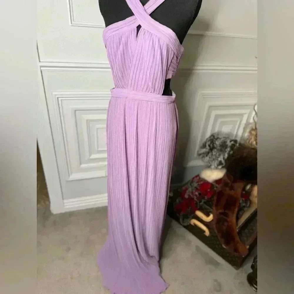 BNWT Crisscross Cut-Out pleated and lined long Gown - Picture 9 of 17